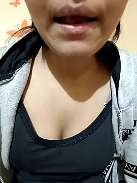 Snapshot of Sanaya_7 chatting on December 2024 11:49:01 AM Sanaya 7 online show from December 2024 11:49:01 AM