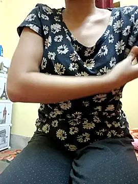 Snapshot of Sanaya_7 chatting on January 2025 05:37:02 PM Sanaya 7 online show from January 2025 05:37:02 PM