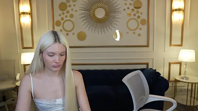 Michelle 054 online show from November 2025 08:31:01 PM