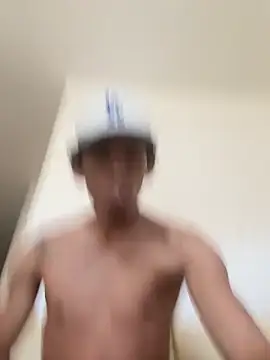 Snapshot of estrellaalvear chatting on October 2025 04:04:01 PM estrellaalvear online show from October 2025 04:04:01 PM