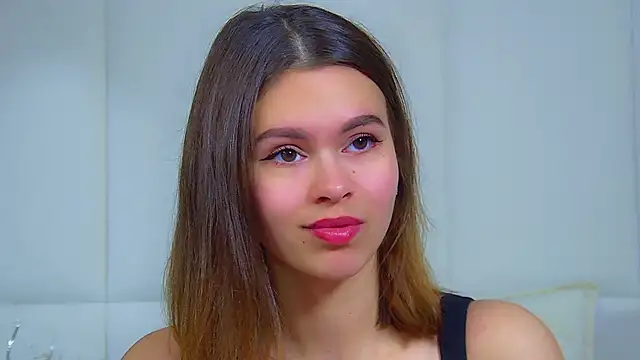 Snapshot of PollyLanders chatting on September 2025 08:16:02 AM PollyLanders online show from September 2025 08:16:02 AM