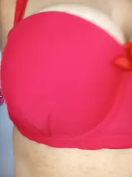 Snapshot of ELISA_90 chatting on November 2025 05:09:01 PM ELISA 90 online show from November 2025 05:09:01 PM