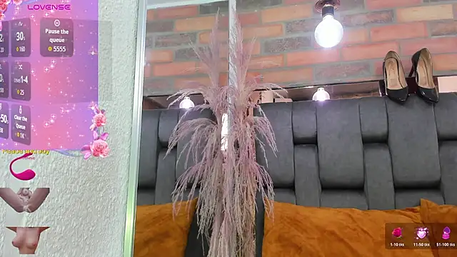 JESSYCORTES online show from February 2026 08:36:01 PM