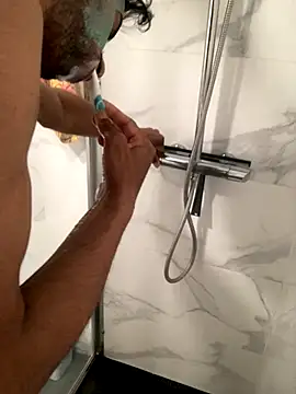 Lucascacaca online show from September 2025 12:38:01 PM