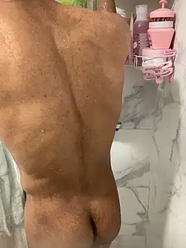 Lucascacaca online show from April 2026 09:32:02 AM