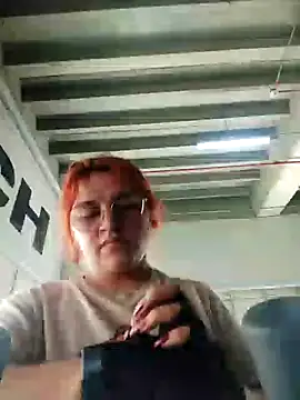 SophiaWeestt99 online show from February 2025 07:16:01 PM