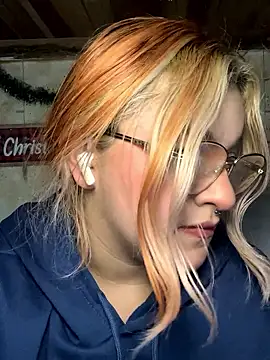 SophiaWeestt99 online show from January 2026 03:12:02 AM