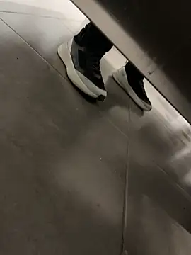 thiagowes online show from April 2026 12:45:02 AM