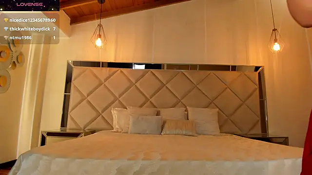 RebeccaHudson online show from February 2025 09:56:01 AM