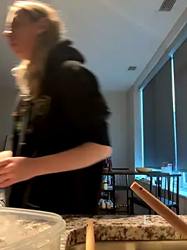 Snapshot of M1ssyk1ssy chatting on November 2025 10:30:02 PM M1ssyk1ssy online show from November 2025 10:30:02 PM