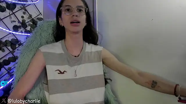 vodkadelulo online show from March 2026 05:22:02 AM