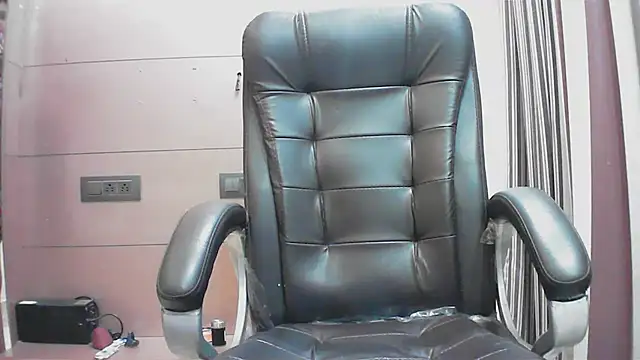 Snapshot of collage_hoty chatting on September 2025 04:29:02 PM collage hoty online show from September 2025 04:29:02 PM