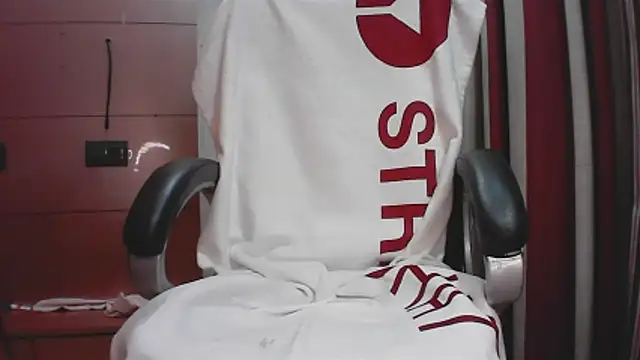 collage hoty online show from December 2025 08:47:02 PM