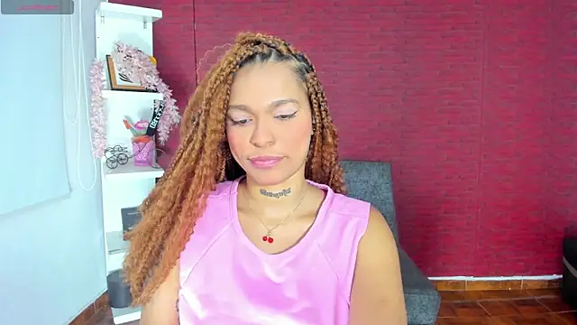 Snapshot of samantha_simur chatting on February 2025 03:33:01 AM samantha simur online show from February 2025 03:33:01 AM