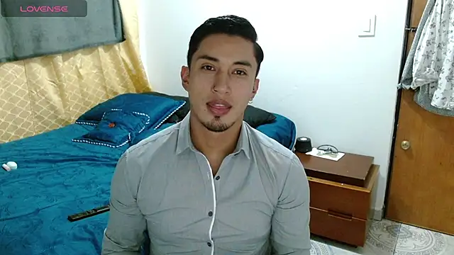 Snapshot of Davixx258 chatting on February 2026 11:25:02 PM Davixx258 online show from February 2026 11:25:02 PM