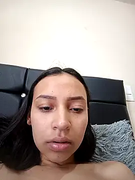 emma ambar online show from September 2025 04:22:02 PM