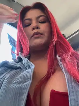 Snapshot of lia_moon77 chatting on November 2025 07:46:02 PM lia moon77 online show from November 2025 07:46:02 PM