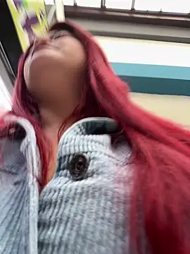 Snapshot of lia_moon77 chatting on November 2025 07:45:02 PM lia moon77 online show from November 2025 07:45:02 PM