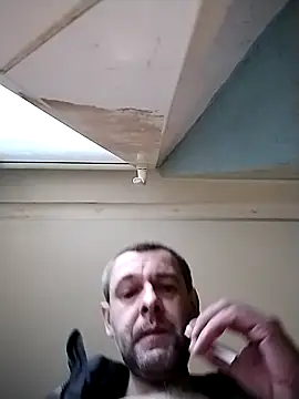 Andrzej-M online show from November 2025 01:33:02 PM