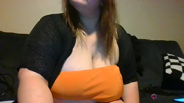 Snapshot of PrincesssXxena chatting on December 2024 08:28:02 AM PrincesssXxena online show from December 2024 08:28:02 AM