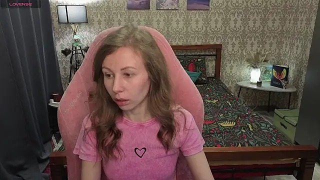 Lill Mary online show from February 2026 02:32:01 AM