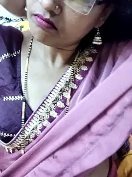 Snapshot of anuradha1432 chatting on September 2025 10:37:01 AM anuradha1432 online show from September 2025 10:37:01 AM