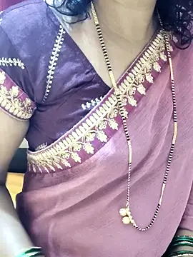 Snapshot of anuradha1432 chatting on September 2025 07:52:02 AM anuradha1432 online show from September 2025 07:52:02 AM