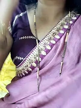 Snapshot of anuradha1432 chatting on September 2025 08:38:01 AM anuradha1432 online show from September 2025 08:38:01 AM