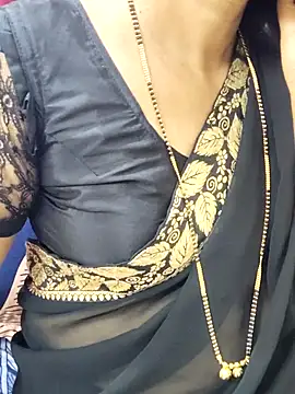 Snapshot of anuradha1432 chatting on September 2025 08:04:02 AM anuradha1432 online show from September 2025 08:04:02 AM