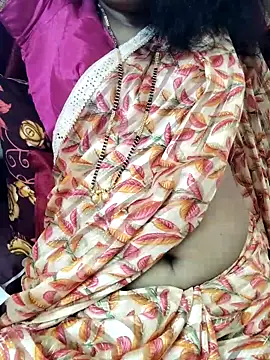 Snapshot of anuradha1432 chatting on October 2025 10:13:01 AM anuradha1432 online show from October 2025 10:13:01 AM