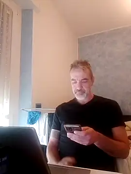 Snapshot of Marcolino183 chatting on February 2025 10:34:01 AM Marcolino183 online show from February 2025 10:34:01 AM