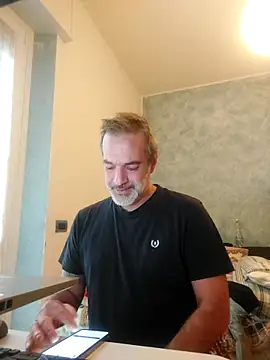 Snapshot of Marcolino183 chatting on December 2025 08:30:01 AM Marcolino183 online show from December 2025 08:30:01 AM