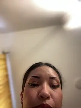 baby lizy online show from April 2026 10:23:02 PM