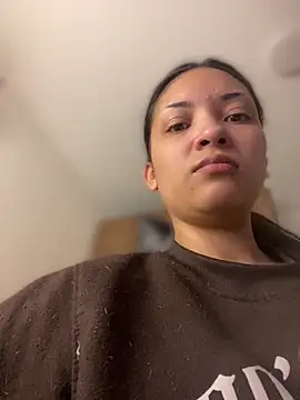 Snapshot of baby_lizy chatting on May 2026 10:09:02 AM baby lizy online show from May 2026 10:09:02 AM