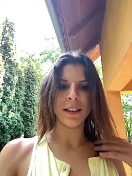 Snapshot of Nikkibaby0015 chatting on August 2026 12:47:01 PM Nikkibaby0015 online show from August 2026 12:47:01 PM
