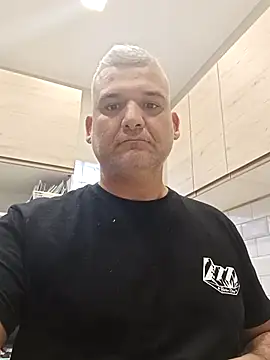 Snapshot of Holaluz2 chatting on November 2025 01:44:02 PM Holaluz2 online show from November 2025 01:44:02 PM