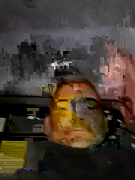 Snapshot of Holaluz2 chatting on December 2025 06:03:02 PM Holaluz2 online show from December 2025 06:03:02 PM