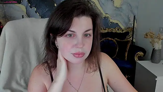 MirandaWong online show from December 2024 08:38:02 PM