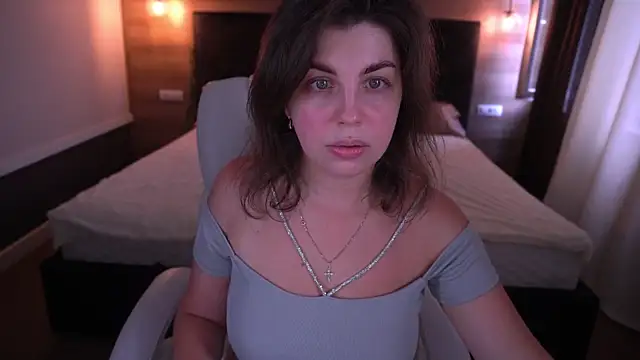 MirandaWong online show from September 2025 06:13:01 AM