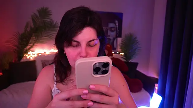 MirandaWong online show from April 2026 05:30:01 AM