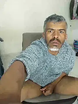 Snapshot of yourprivateproperty chatting on September 2025 03:52:01 AM yourprivateproperty online show from September 2025 03:52:01 AM