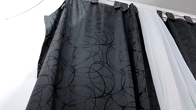 Snapshot of Kitten_Hot_ chatting on November 2025 01:28:01 AM Kitten Hot online show from November 2025 01:28:01 AM