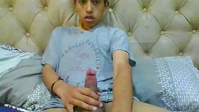 Snapshot of danuel23 chatting on November 2025 06:06:02 PM danuel23 online show from November 2025 06:06:02 PM