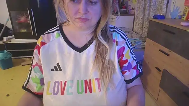 Meliss Official9 online show from March 2026 05:47:01 PM