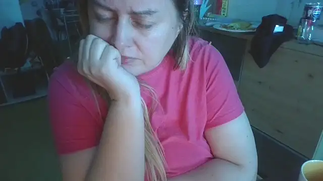 Meliss Official9 online show from April 2026 10:27:01 PM