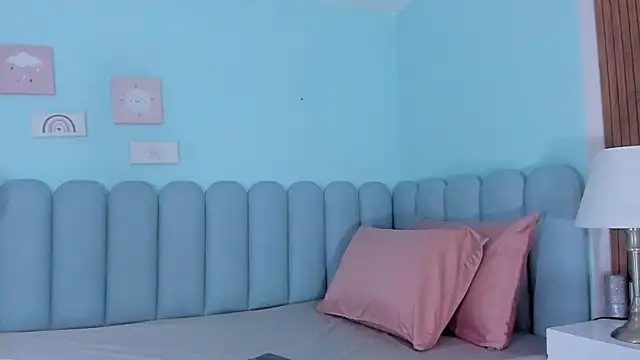 Snapshot of curvy_rousi chatting on November 2025 12:07:02 PM curvy rousi online show from November 2025 12:07:02 PM