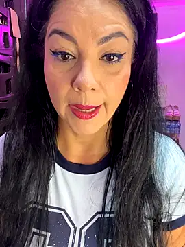 Snapshot of Hot_beauty__ chatting on September 2025 12:55:01 AM Hot beauty online show from September 2025 12:55:01 AM