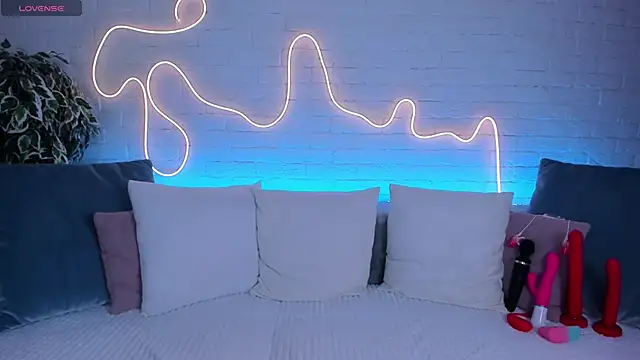 rossy babe  online show from February 2025 12:37:02 AM