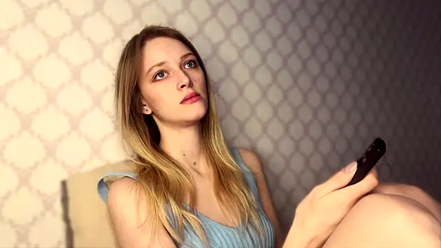 Evvie Summn1 online show from March 2026 07:15:01 AM