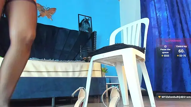 Snapshot of MAISE_HILL1 chatting on January 2025 04:50:02 PM MAISE HILL1 online show from January 2025 04:50:02 PM